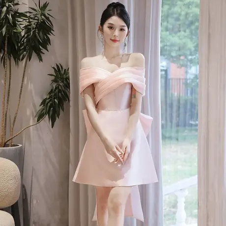 宴会小晚礼服女轻奢粉色聚会生日高级感一字肩派对新娘晨袍敬酒服图片