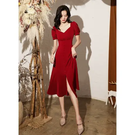 敬酒服新娘2023新款夏季法式缎面订婚小礼服修身回门服便装连衣裙图片