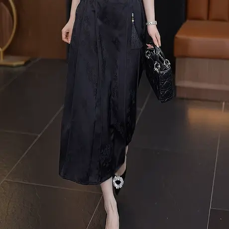 拉夏贝尔新中式半身裙女夏2025新款小个子高腰国风复古a字马面裙图片