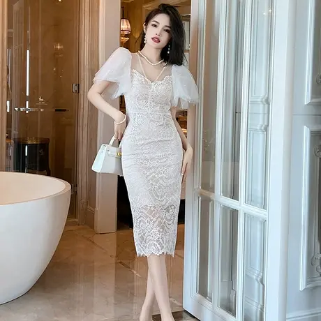 法式名媛风轻奢蕾丝连衣裙女小众设计感气质修身后开叉V领包臀裙图片