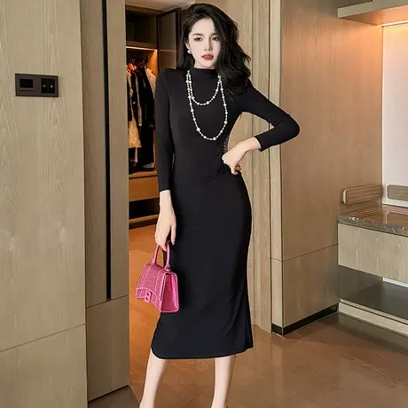 通勤复古垂坠感黑色连衣裙中长款休闲气质高弹力显瘦修身包臀裙子图片