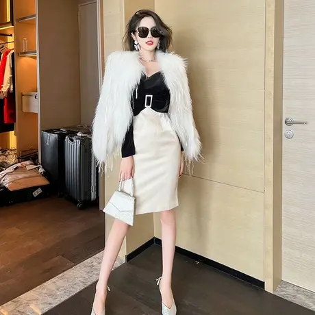 新款高贵高级感名媛连衣裙女秋季撞色显白气质女神范丝绒包臀裙子图片