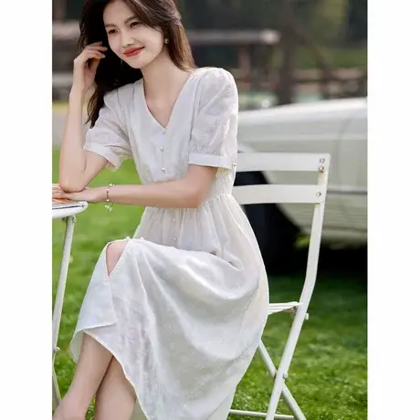 时尚短袖连衣裙2024年夏季新款女温柔百搭简约收腰显瘦淑女短袖裙图片