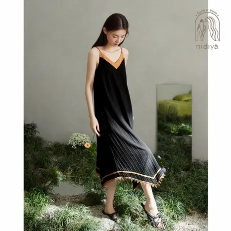 妮狄娅睡衣睡裙女夏季纯棉时尚v领吊带长裙可外穿特色度假家居服图片