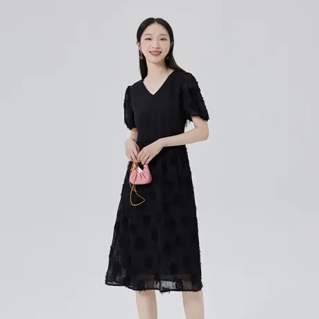 【直播】艾莱依质感拼接连衣裙女夏季V领刺绣印花优雅气质A字长裙图片