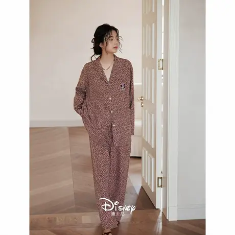 迪士尼睡衣女款春秋时尚翻领长袖豹纹家居服甜酷少女舒适大码套装图片