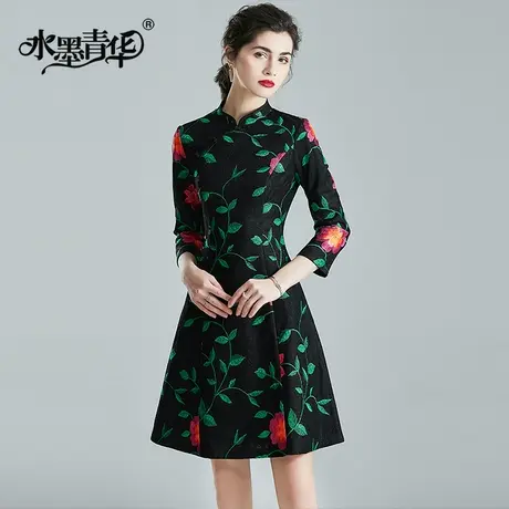 水墨青华冬季新品优雅立领修身显瘦A字裙时尚蕾丝绣花连衣裙图片