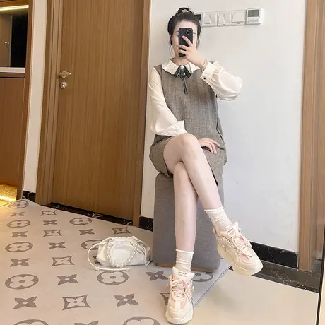 2025年春装新款娃娃领连衣裙女显瘦胖mm套装两件套小香风毛呢羊毛图片