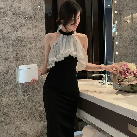 2023流行夏天裙子女新款修身性感流苏露肩包臀显瘦法国小众连衣裙图片