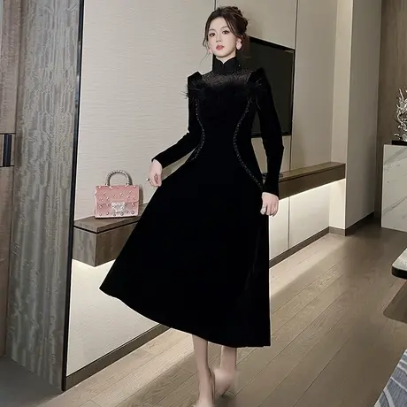 高领赫本风a字连衣裙女图片