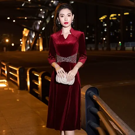 冬天妈妈装婚宴晚礼服喜婆婆优雅婚礼时尚年轻结婚金丝绒冬季洋气商品大图