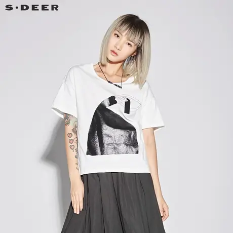 sdeer圣迪奥女装素白休闲圆领撞色印胶短袖T恤S18280157商品大图