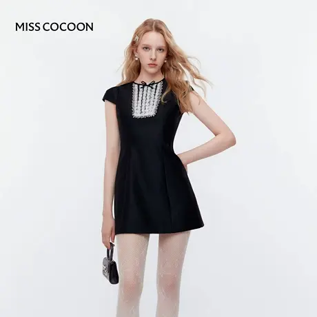 MISSCOCOON可可尼粉色泡泡袖连衣裙女2025秋季新款千金风重工裙子图片
