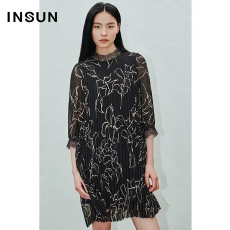 INSUN恩裳线上专选夏季花卉压褶蕾丝袖连衣裙图片