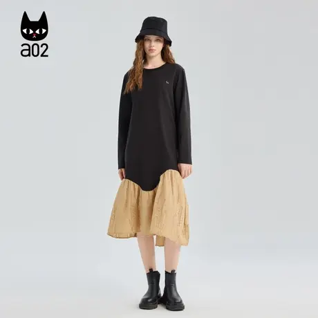 a02宽松拼接黑色连衣裙女2025新款秋季猫猫绣花长裙设计感秋装图片