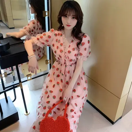 2023夏装新款粉色碎花法式甜美初恋裙V领气质高腰仙女草莓连衣裙图片