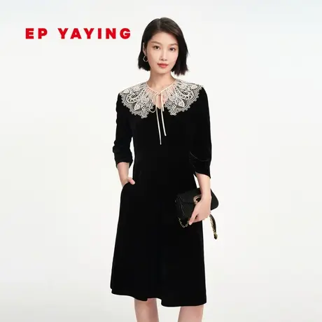 EP雅莹女装 甜美娃娃领法式小黑裙丝绒礼服连衣裙 商场同款4615A图片
