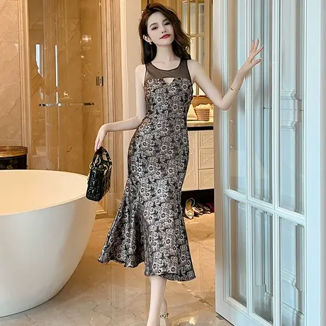 时尚洋气设计感小众一字肩连衣裙碎花飘带绝美独特气质无袖鱼尾裙图片