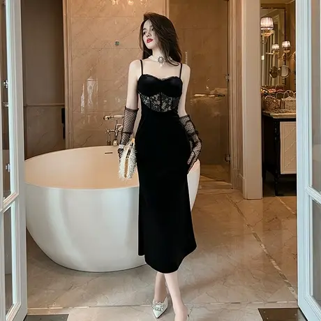 港味复古赫本风高端精致连衣裙夏装收腰镂空遮肚子减龄丝绒吊带裙图片