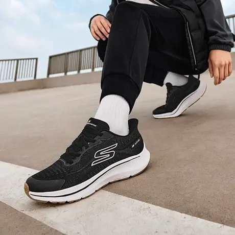 Skechers斯凯奇男鞋春夏季新款休闲运动网面透气减震闪穿鞋跑步鞋图片