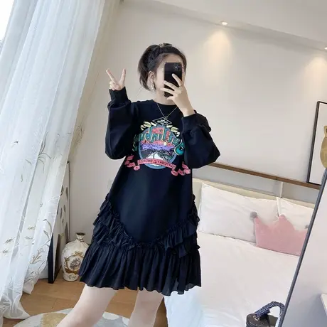 新款卫衣连衣裙大码显瘦胖妹妹女装200斤裙子秋冬2025荷叶边黑色图片