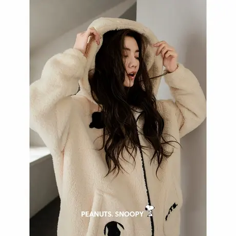 贝妍睡衣女秋冬季加厚珊瑚绒连帽家居服可爱史努比保暖法兰绒套装图片