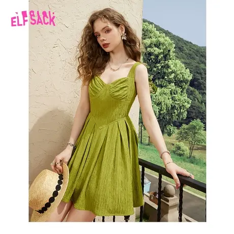 妖精的口袋褶皱绿色吊带连衣裙女2023夏季新款度假风收腰显瘦性感图片