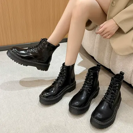 春季马丁靴女鞋子高帮女士新款中帮拉链英伦黑色机车休闲防水皮靴图片