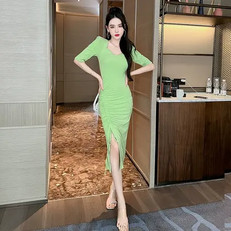 时尚洋气设计感抽绳褶皱连衣裙女新款夏装方领气质修身显瘦包臀裙图片