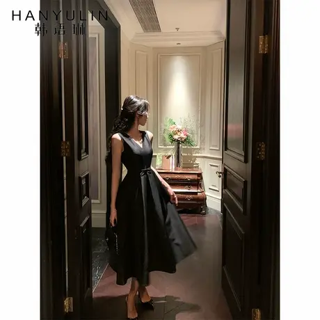 韩语琳 法式黑色V领无袖宴会连衣裙夏季复古赫本风收腰显瘦小黑裙图片
