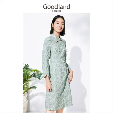 *Goodland女装2022冬季新款重工钉珠蕾丝修身新中式连衣裙图片