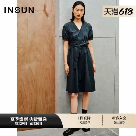 INSUN恩裳专选夏季时尚棉质收腰捏褶v领a摆连衣裙图片