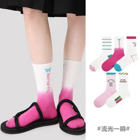 袜子女春季字母百搭中筒袜ins少女精梳棉扎染原宿风时尚无骨袜子图片