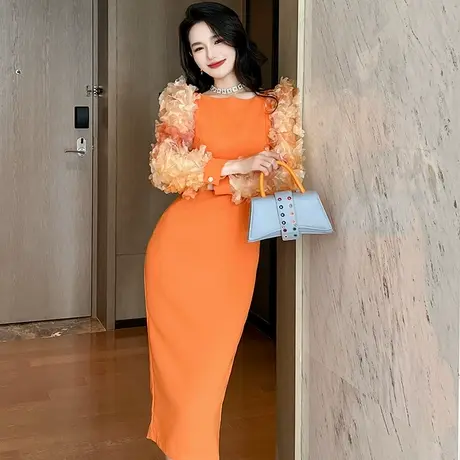 洋气减龄轻熟风橘色长袖连衣裙秋冬设计独特优雅修身包臀裙中长款图片