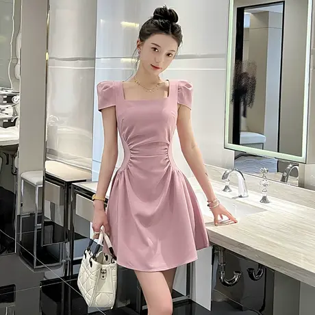 时尚减龄温柔风优雅粉色连衣裙女收腰遮肚子清纯小个子方领a字裙图片