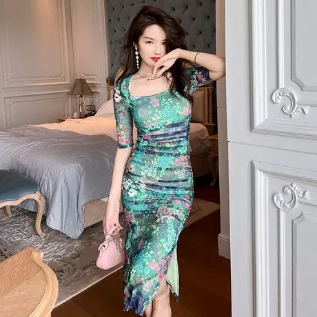 夏季绝美小清新别致碎花连衣裙女修身名媛温柔风气质显瘦包臀裙子图片
