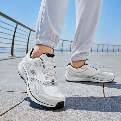 Skechers斯凯奇夏季男鞋舒适运动鞋缓震软底休闲鞋跑步鞋时尚百搭图片