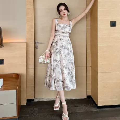 优雅碎花温柔风绝美小裙子露背欧根纱夏季气质修身方领背带连衣裙图片
