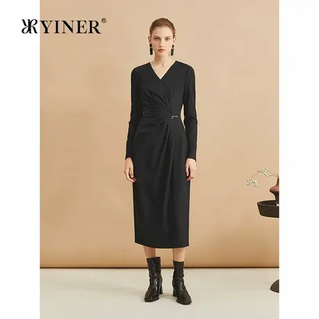 【美丽诺羊毛】YINER音儿2024冬季新款法式收褶收腰小黑裙连衣裙图片
