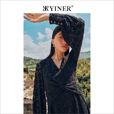 YINER音儿女装冬季法式优雅V领镂空蕾丝显瘦收腰连衣裙图片