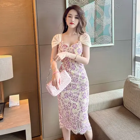 轻奢名媛风蕾丝印花修身包臀裙夏季新款气质显瘦优雅低胸连衣裙女图片