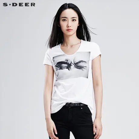 s.deer【新品】圣迪奥女装夏装酷感生动人物装饰短袖T恤S16280126图片
