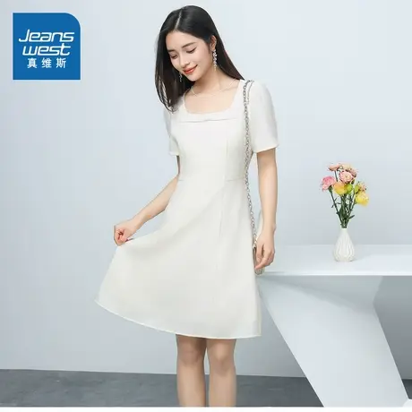 N8真维斯女装轻淑风连衣裙 2025夏季新品 女款短袖方领通勤裙子图片