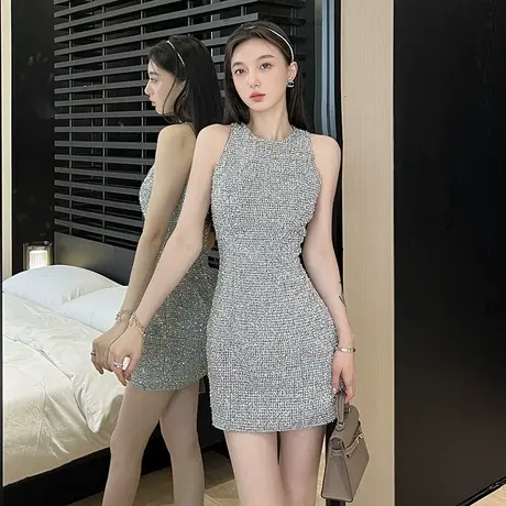 欧洲站独特高级感无袖背心连衣裙新款小个子显高优雅亮片包臀短裙图片