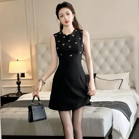 高腰显瘦设计感无袖背心连衣裙女夏小众气质女神范黑色a字裙短款图片