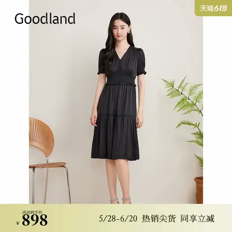 Goodland美地夏季V领小黑裙高腰收褶收腰连衣裙图片