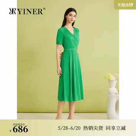 【醋酸系列】YINER音儿专选夏季法式优雅V领绿色压褶连衣裙图片