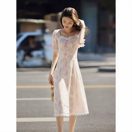 时尚温柔短袖连衣裙2025年夏季新款女收腰显瘦刺绣蕾丝花边仙女裙图片