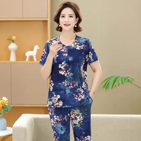 中年妈妈洋气夏装老年女装新款老太太奶奶冰丝套装时尚老人衣服薄商品大图