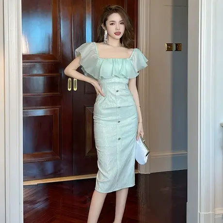 甜美小清新抹胸一字肩连衣裙女性感轻奢御姐风露背修身气质包臀裙图片